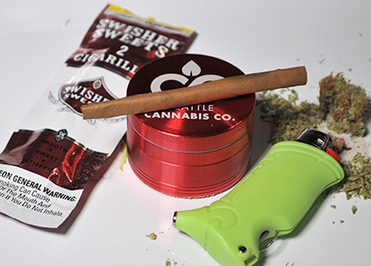 How to Roll a Blunt – Blunt Rolling Directions | Seattle Cannabis Co. Seattle's Cannabis Dispensary